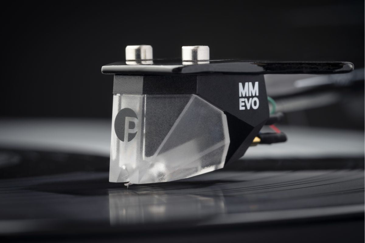 Detailaufnahme des Pro-Ject MM EVO Tonabnehmers
