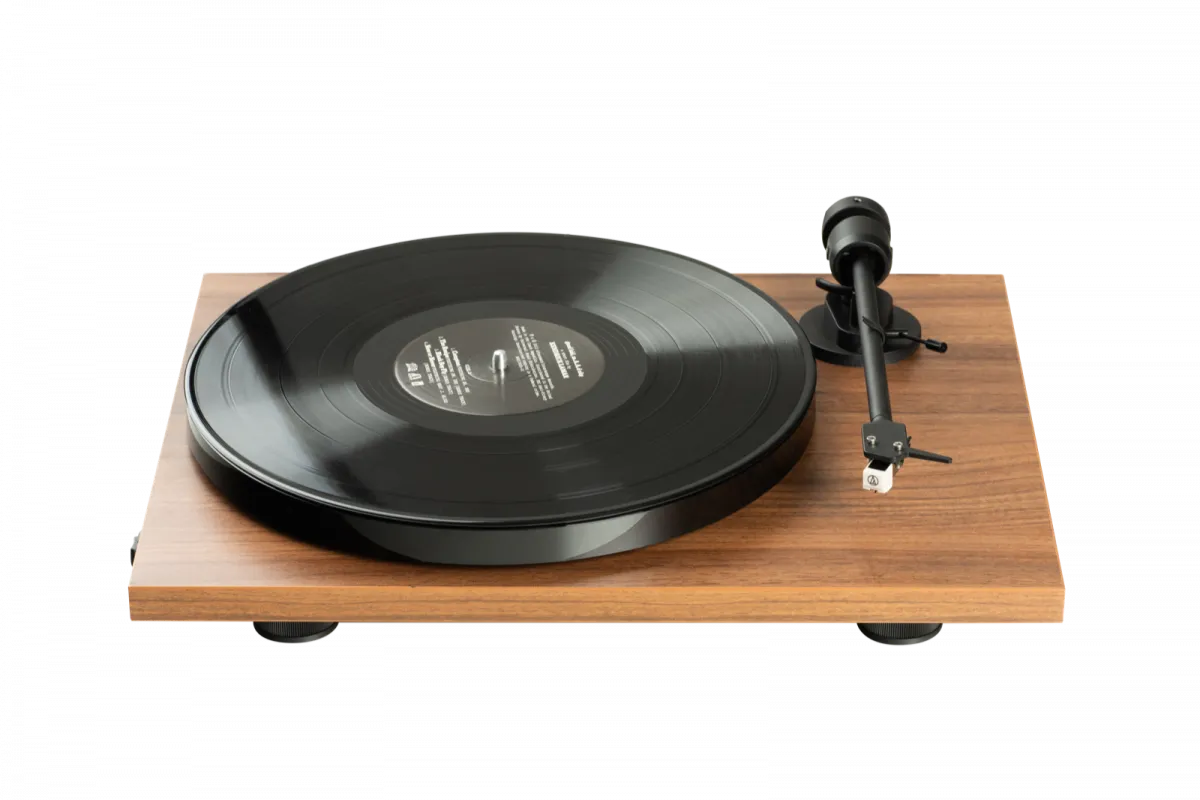 Pro-Ject E1 - Walnuss - Plattenspieler