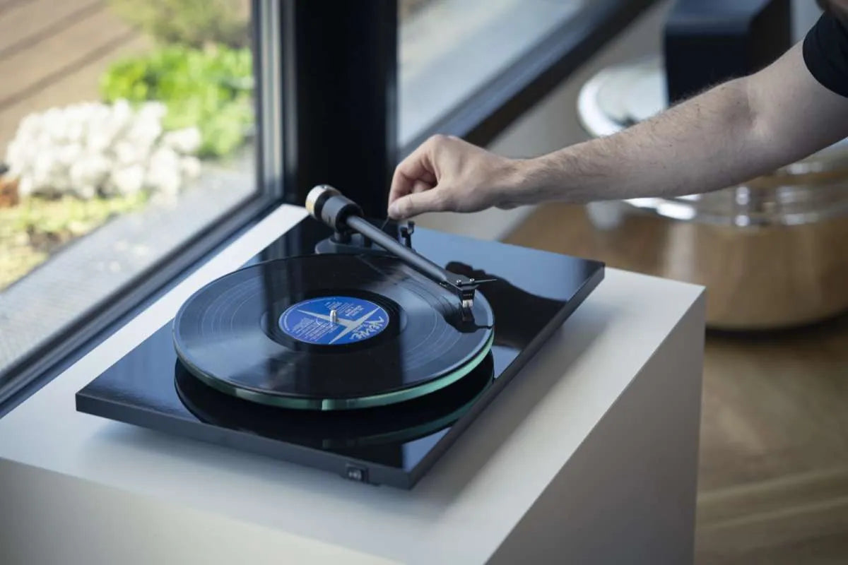 Pro-Ject T2 - Plattenspieler